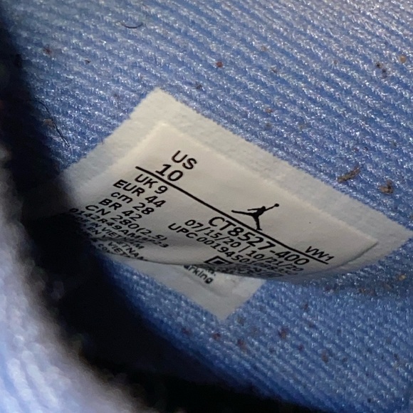 Jordan 4 unc - Picture 9 of 15